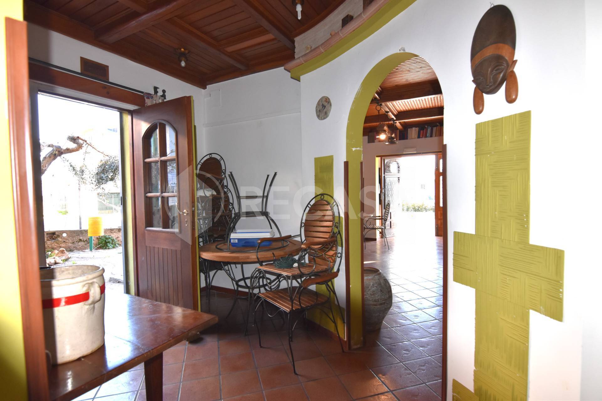 Locale commerciale in vendita a Capriglia Irpina