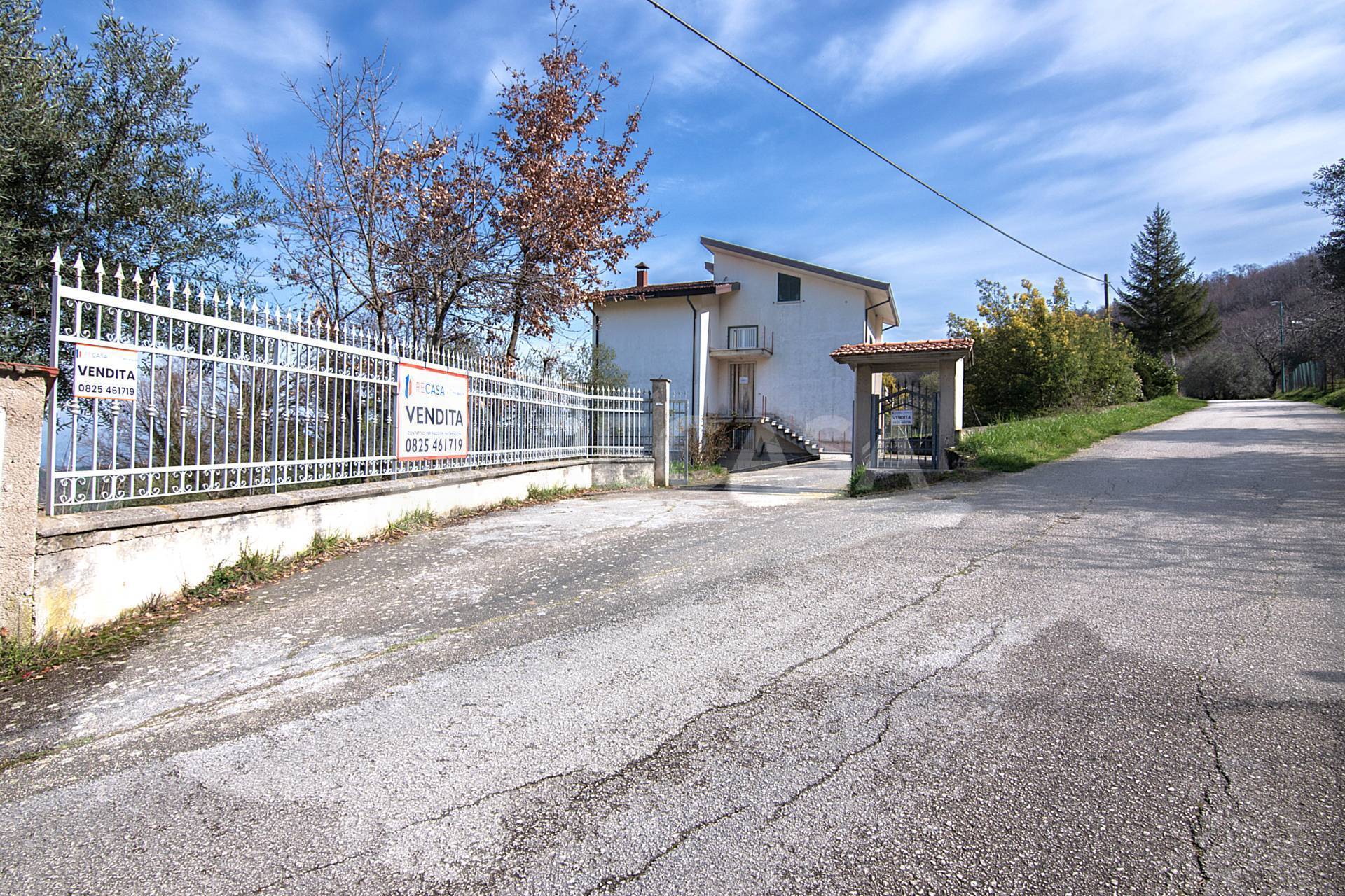 Casa singola in vendita a Chiusano di San Domenico