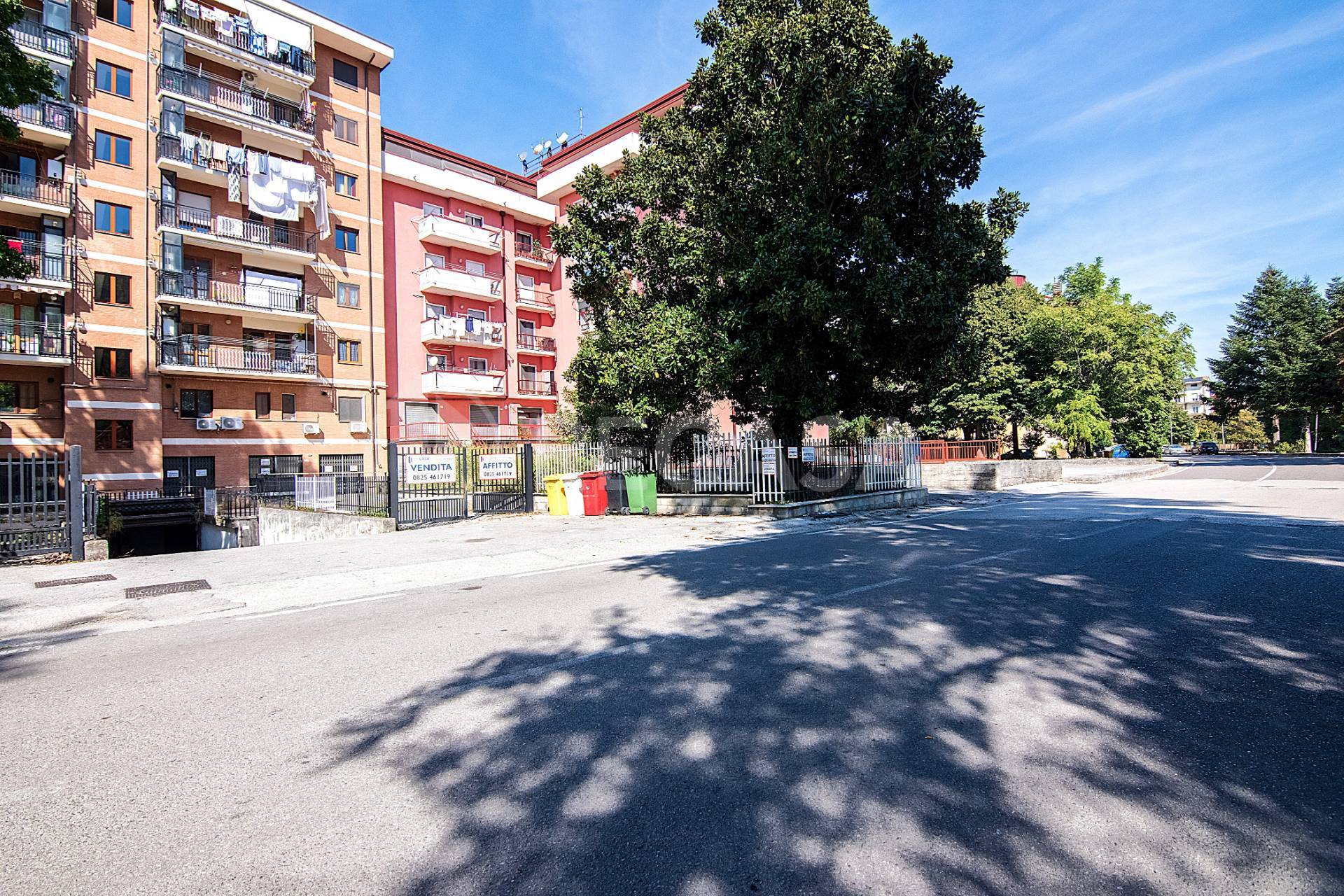 Locale Deposito in affitto a Atripalda