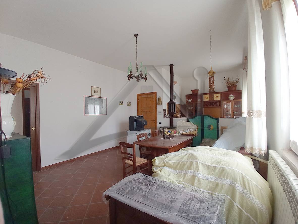 Casa singola in vendita a Prata d'Ansidonia