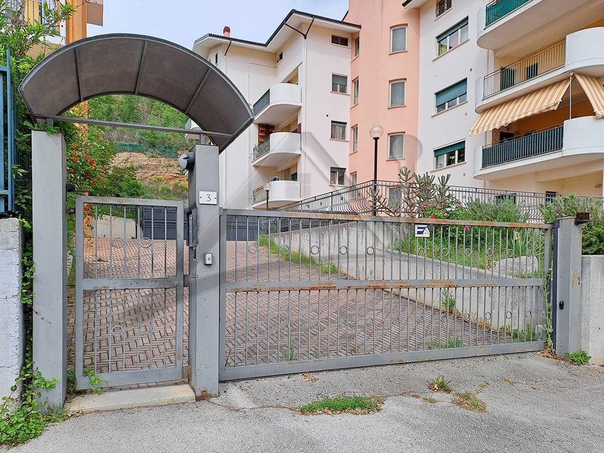 Appartamento in vendita a L'Aquila, Paganica - Tempera