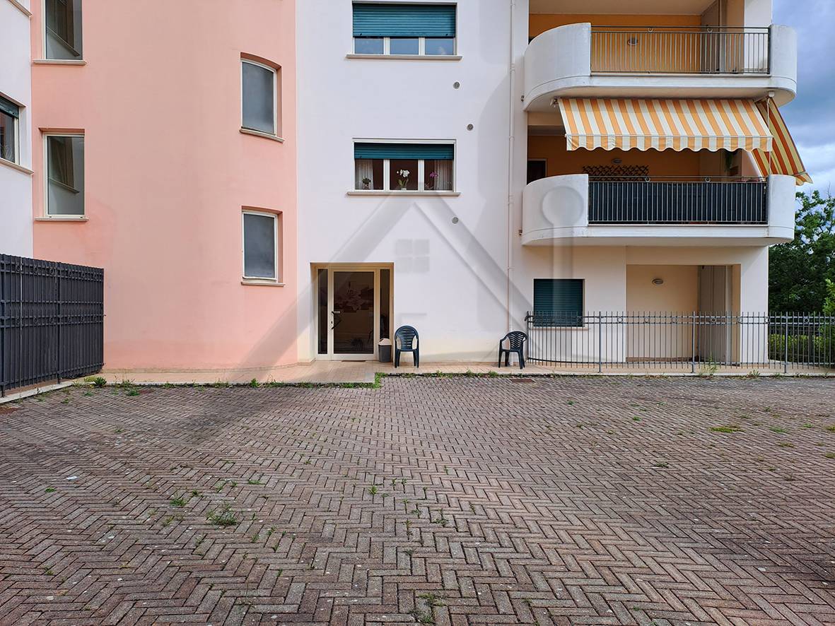 Appartamento in vendita a L'Aquila, Paganica - Tempera