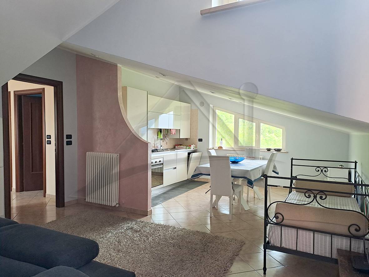 Appartamento in vendita a L'Aquila, Paganica - Tempera