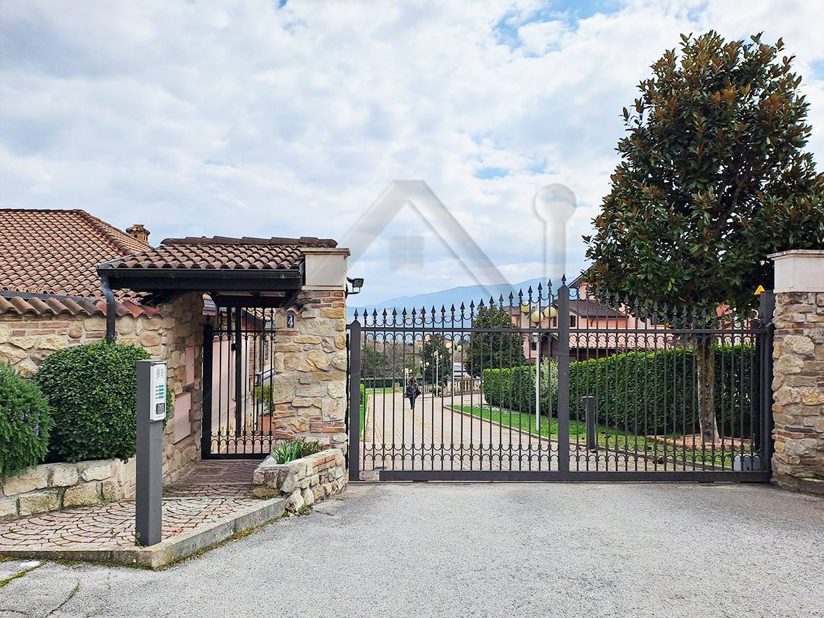 Villa in affitto a L'Aquila, Torretta