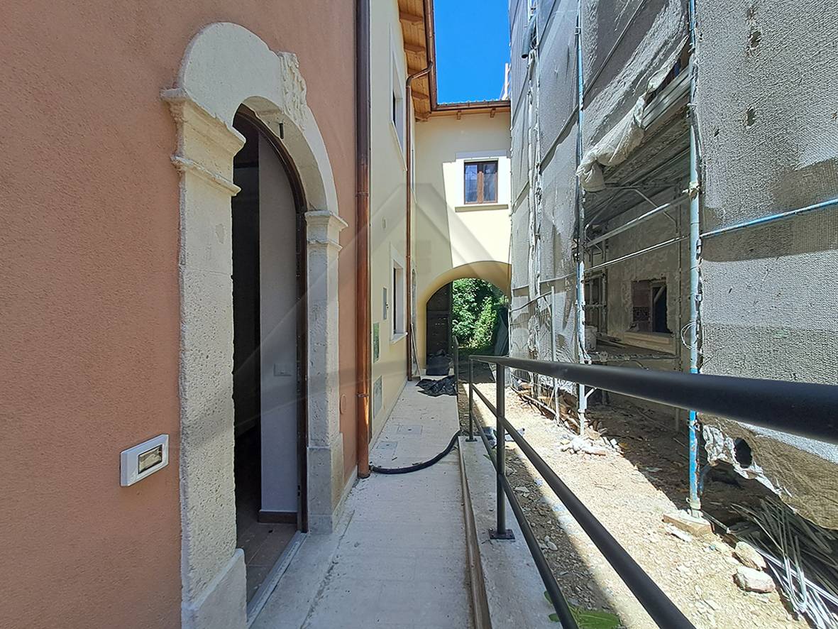 Casa singola in vendita a Sant'Eusanio Forconese