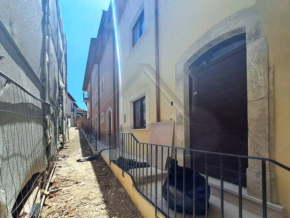 Casa singola in vendita a Sant'Eusanio Forconese
