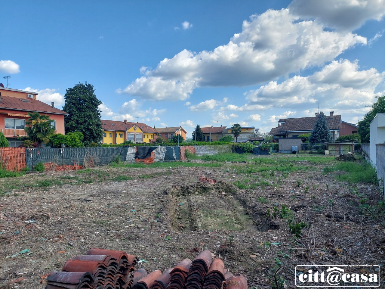 Terreno in vendita in via pietro berra, Chivasso