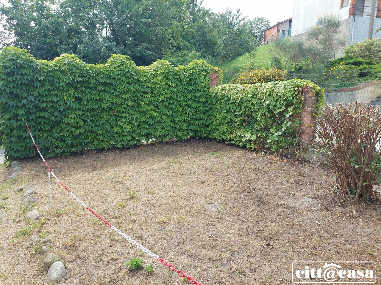 Casa indipendente con giardino in vicolo montegalli, Berzano di San Pietro