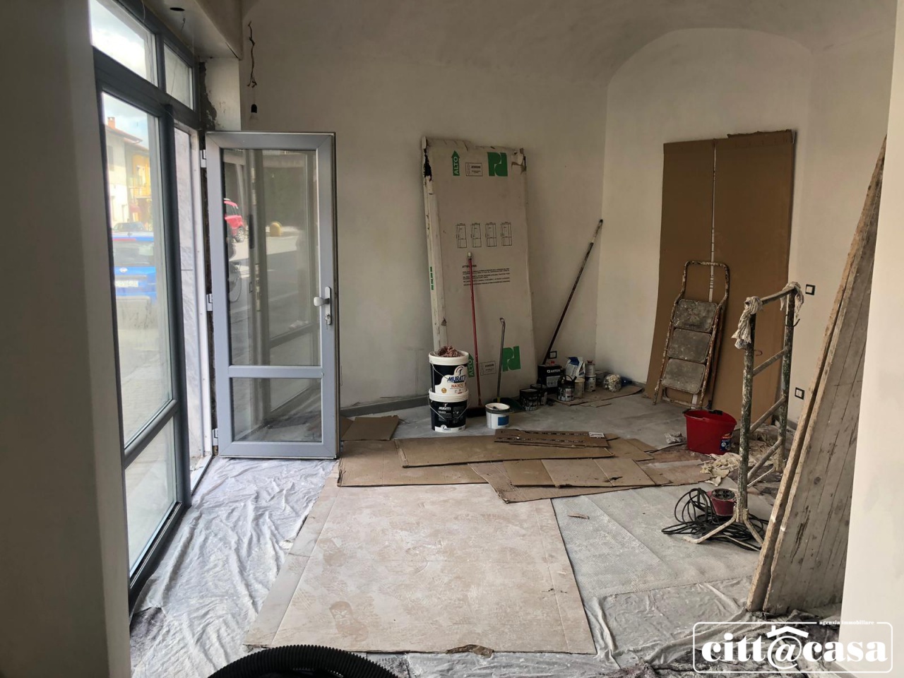 Negozio nuovo in via cristoforo colombo, Cavagnolo