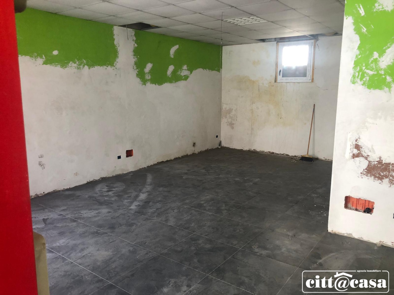 Negozio nuovo in via cristoforo colombo, Cavagnolo