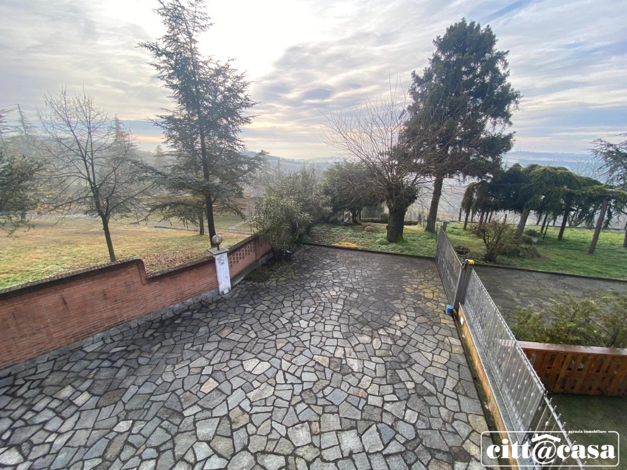 Casa indipendente con giardino a Cocconato