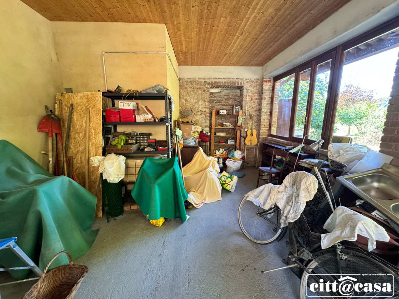 Rustico con giardino a Brusasco