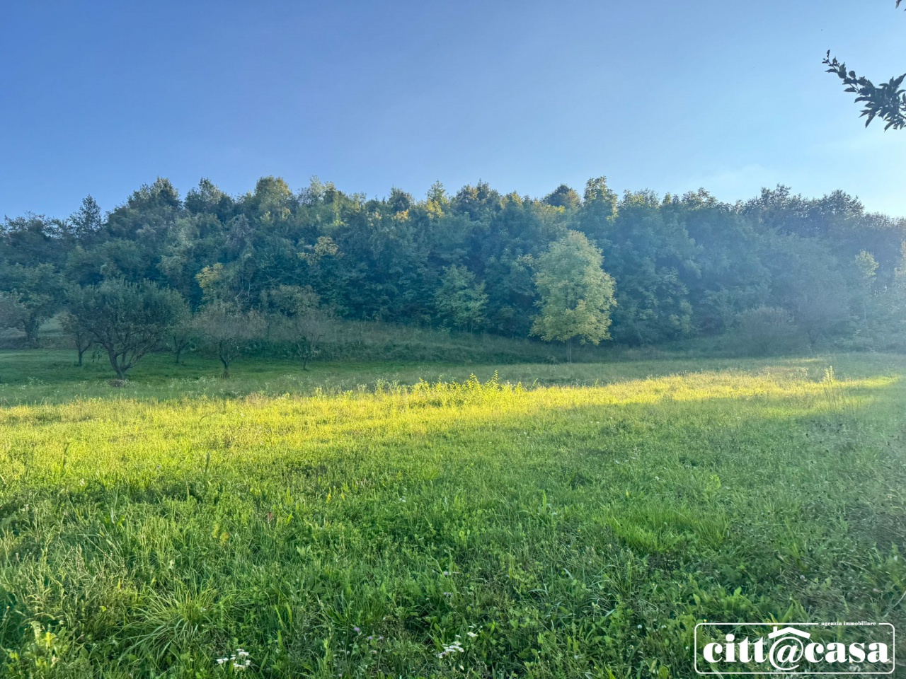 Terreno con giardino a Brusasco