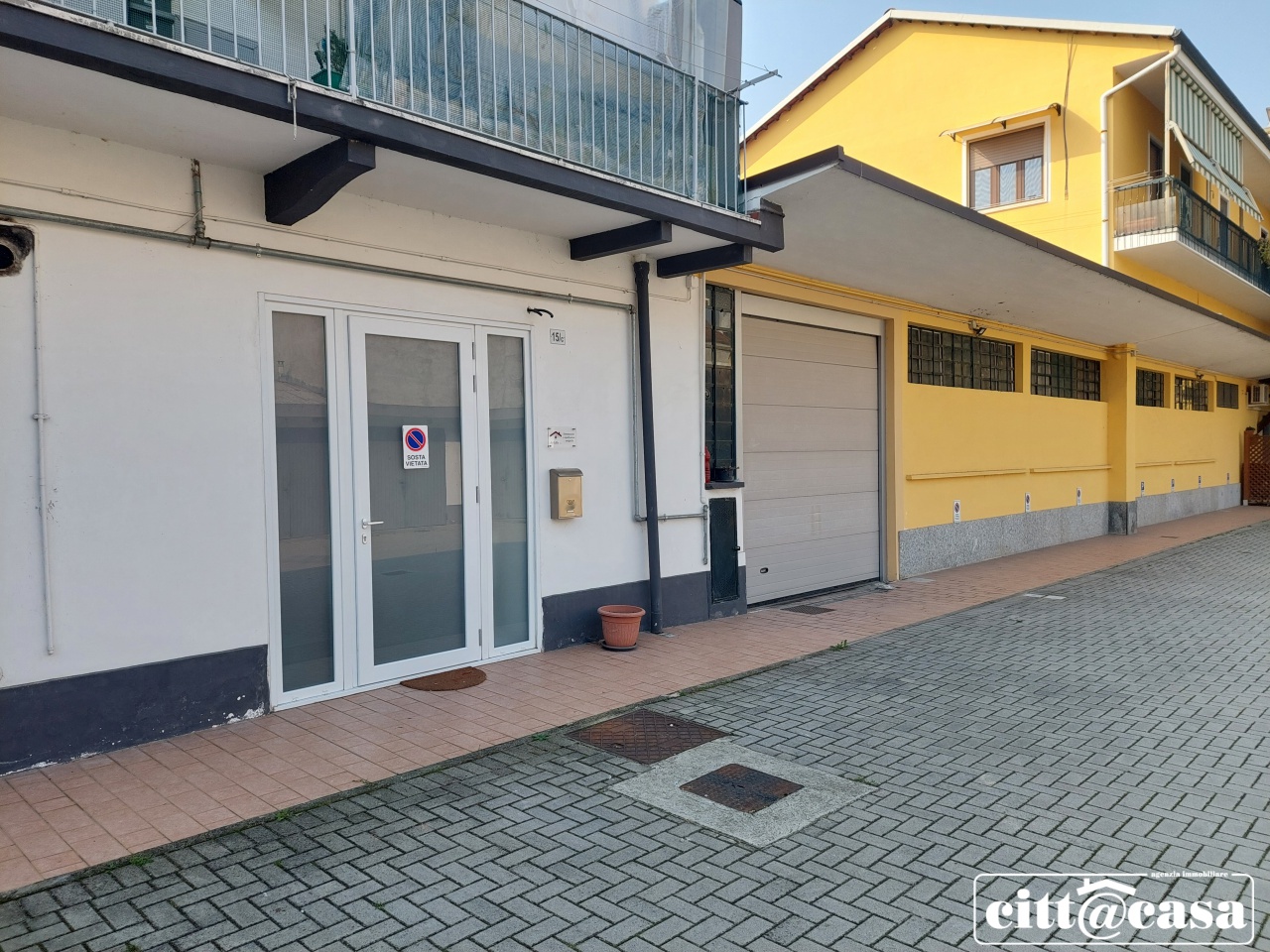 Magazzino in affitto in piazza garibaldi, Chivasso