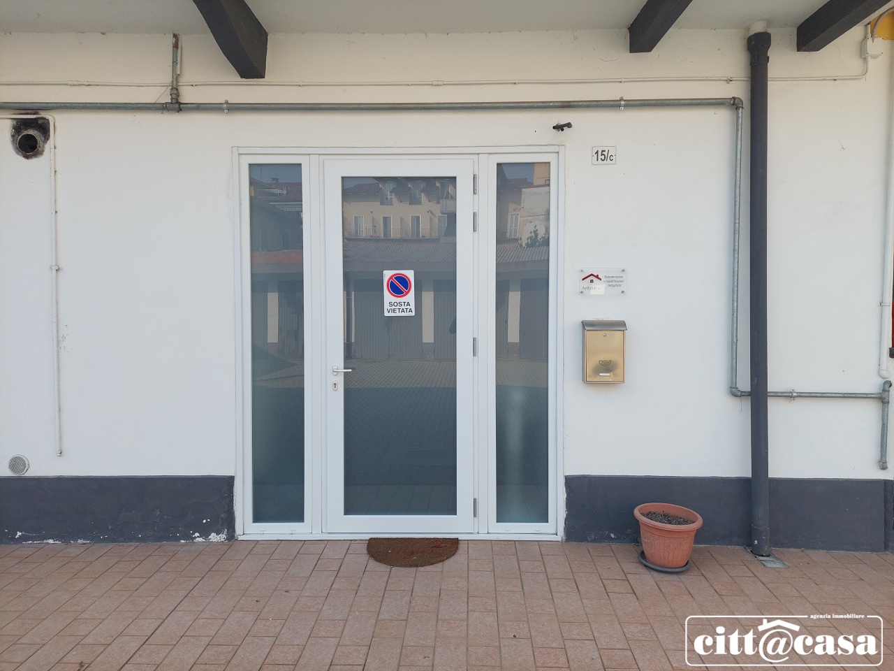 Magazzino in affitto in piazza garibaldi, Chivasso