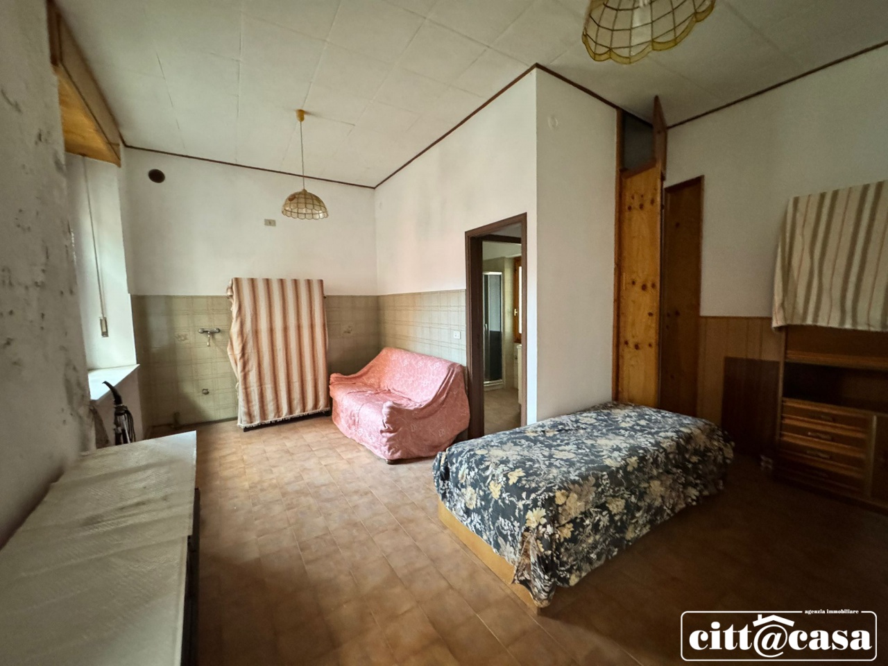 Appartamento con box a Crescentino