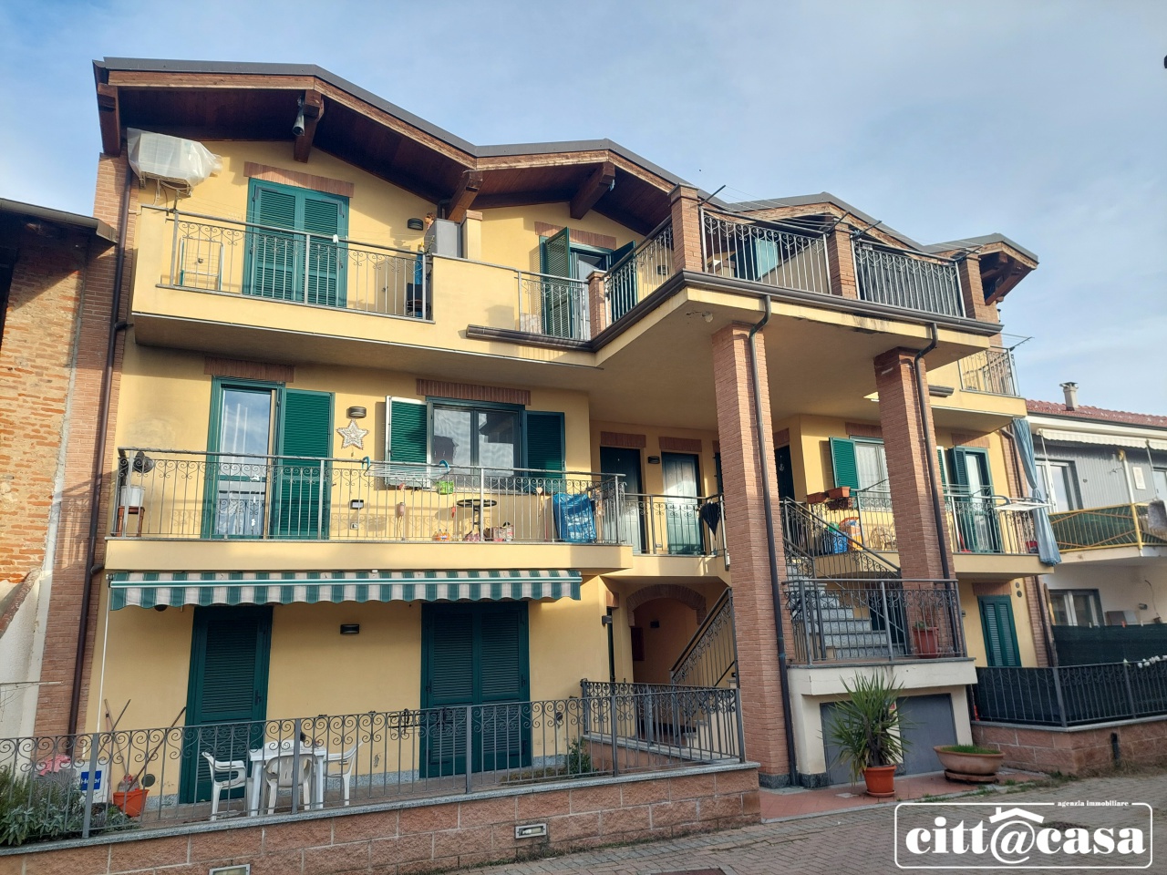 Quadrilocale con terrazzo in via borgoratto, Torrazza Piemonte