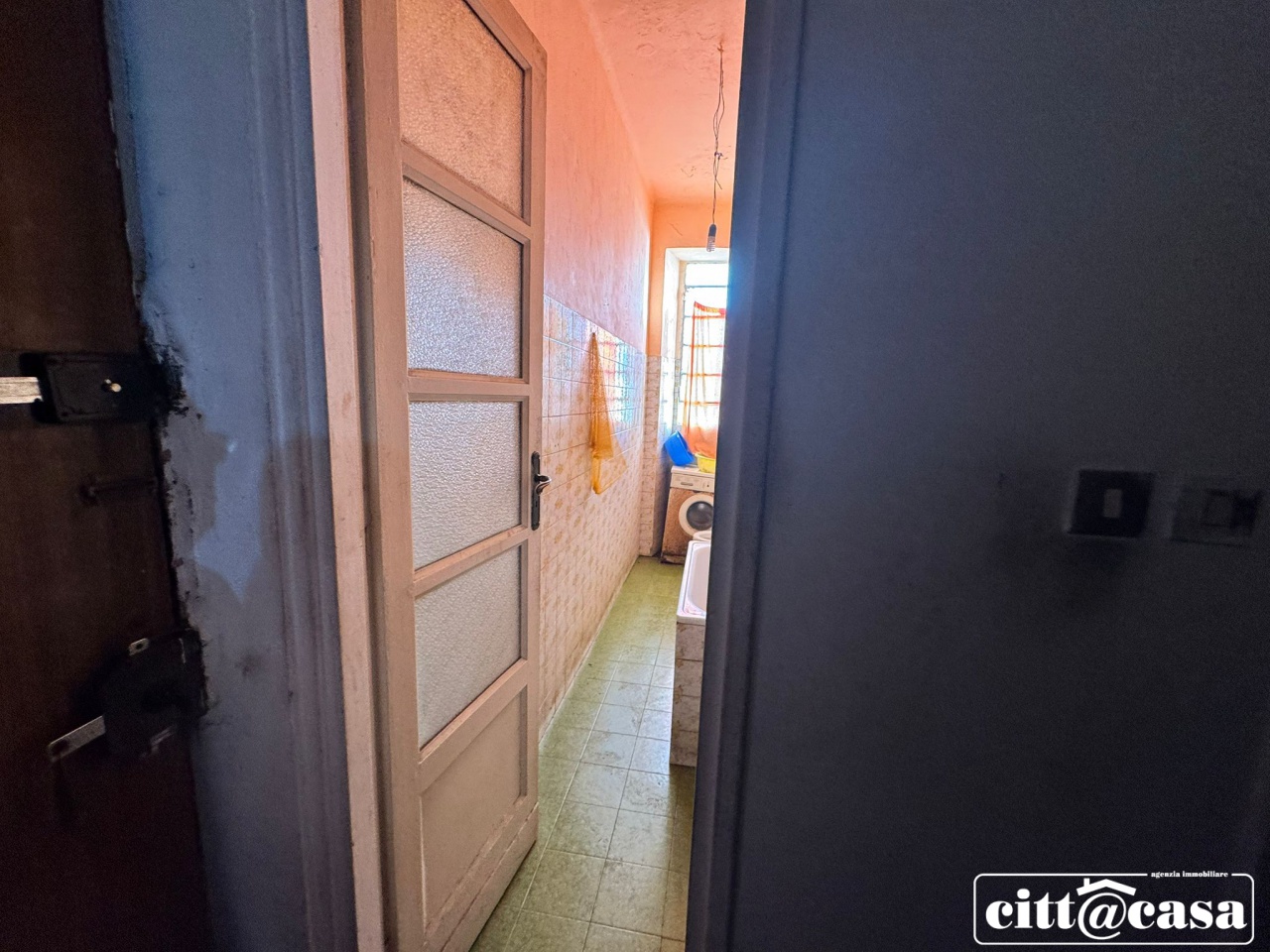 Bilocale da ristrutturare in via chiesa della salute, Torino