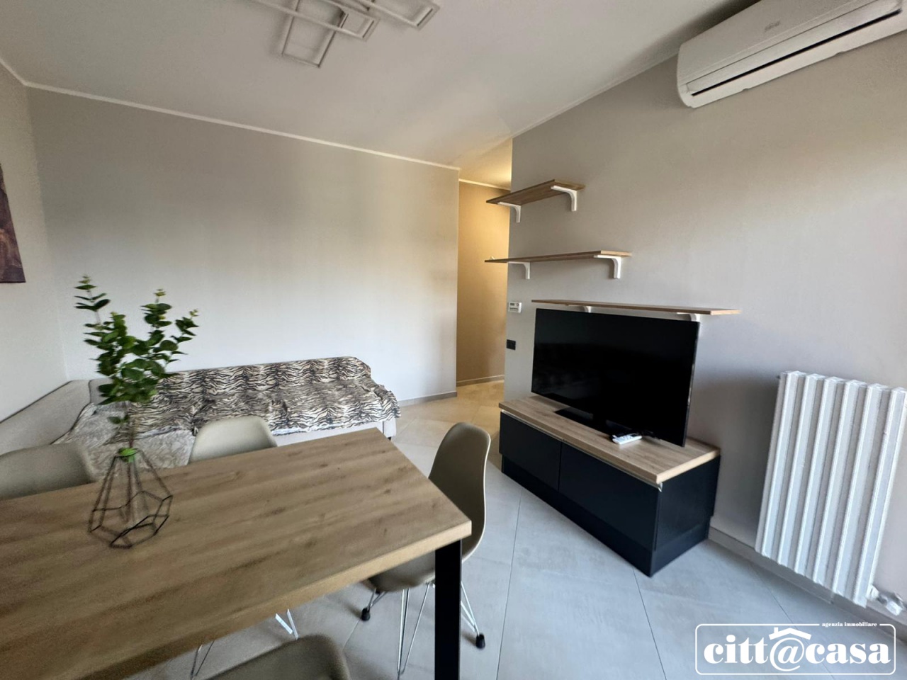 Bilocale arredato in affitto a Crescentino