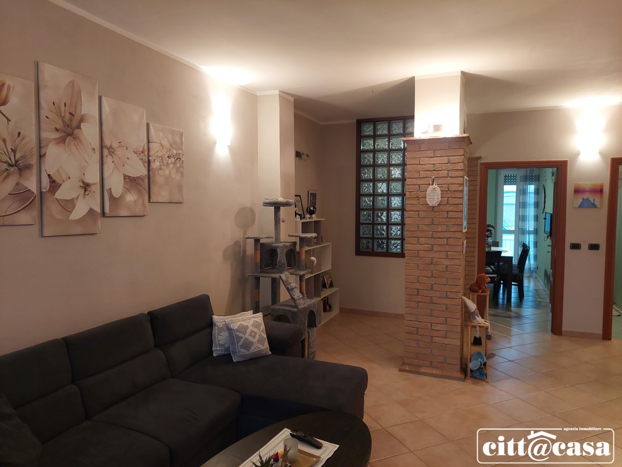 Trilocale in vendita in via foglizzo, Chivasso