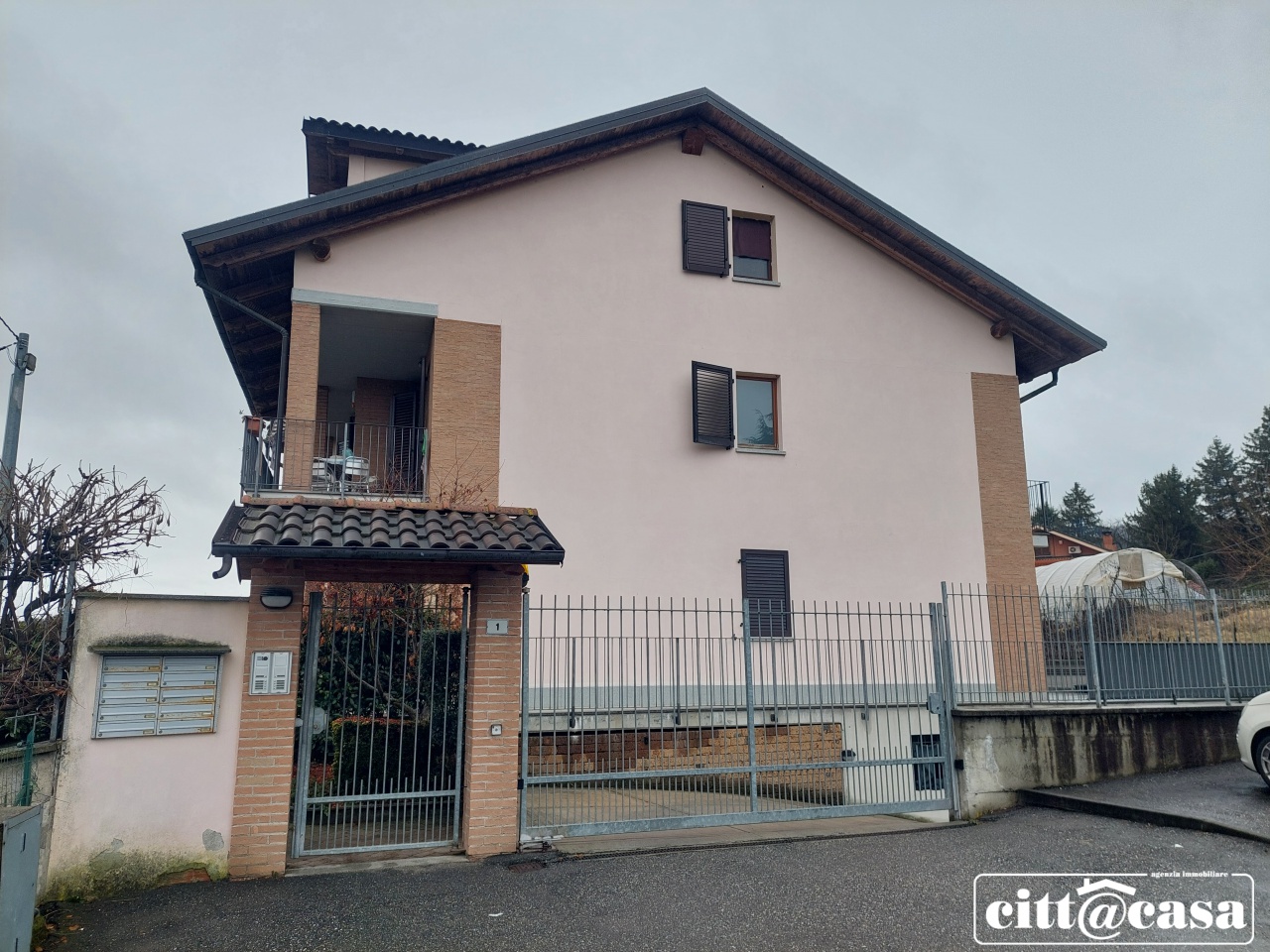 Trilocale con giardino a Rivalba