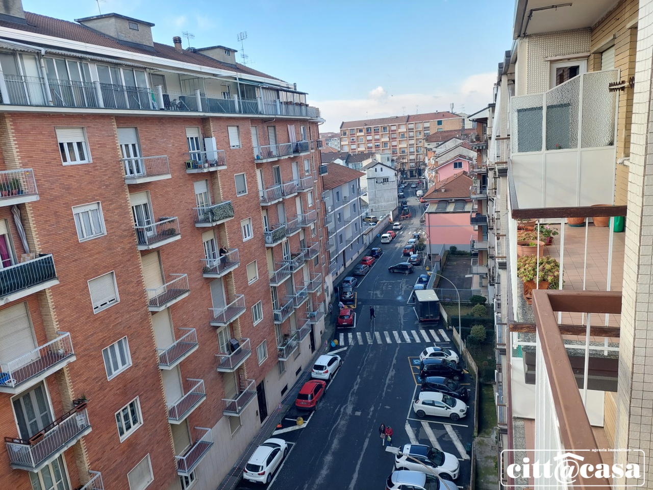 Trilocale ristrutturato in via momo, Chivasso