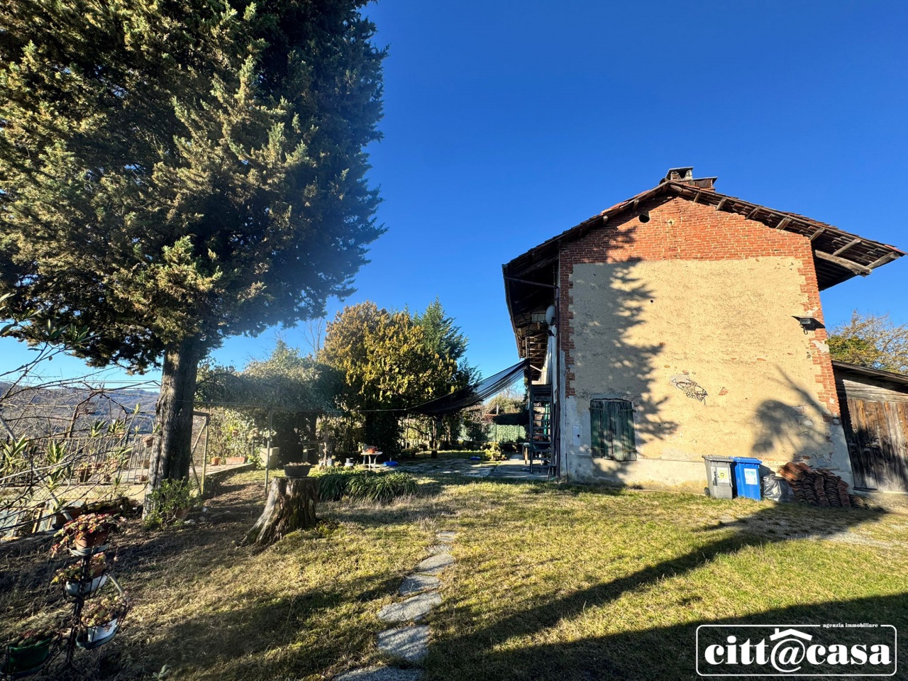 Casa indipendente con giardino in strada civgnola, Casalborgone