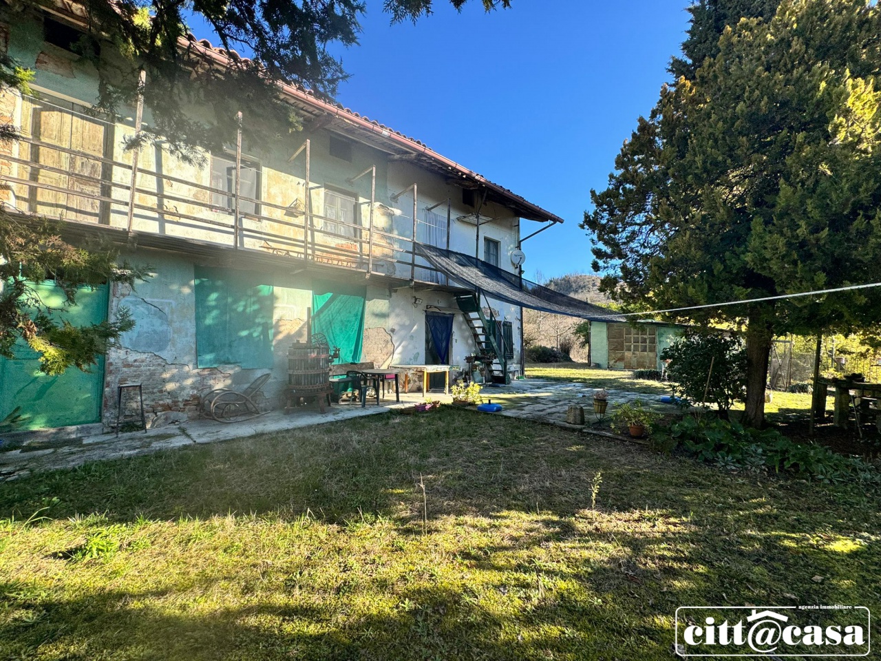 Casa indipendente con giardino in strada civgnola, Casalborgone