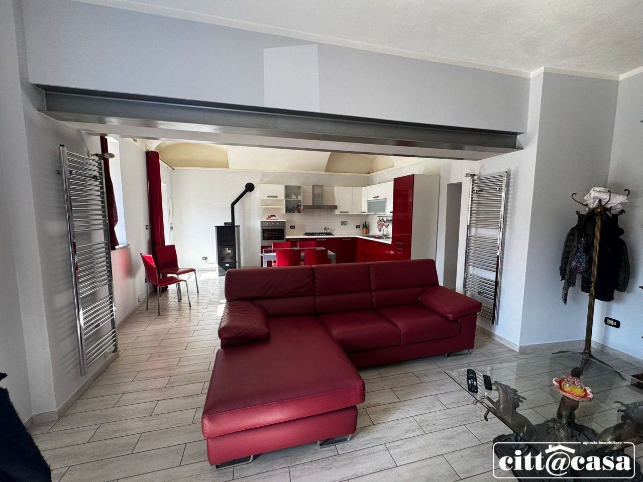 Rustico con giardino a Lauriano