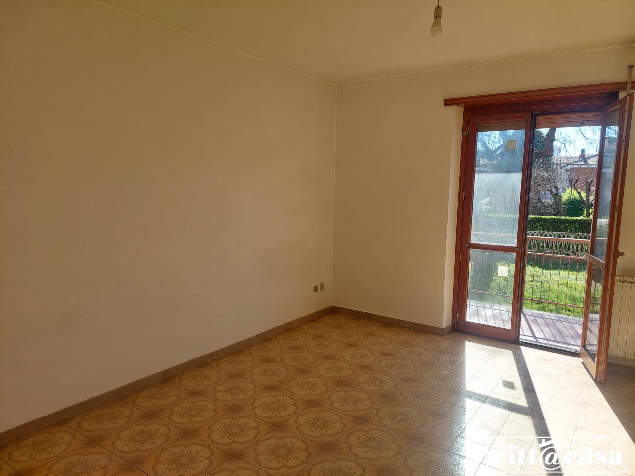 Appartamento con box in via nino costa, Chivasso