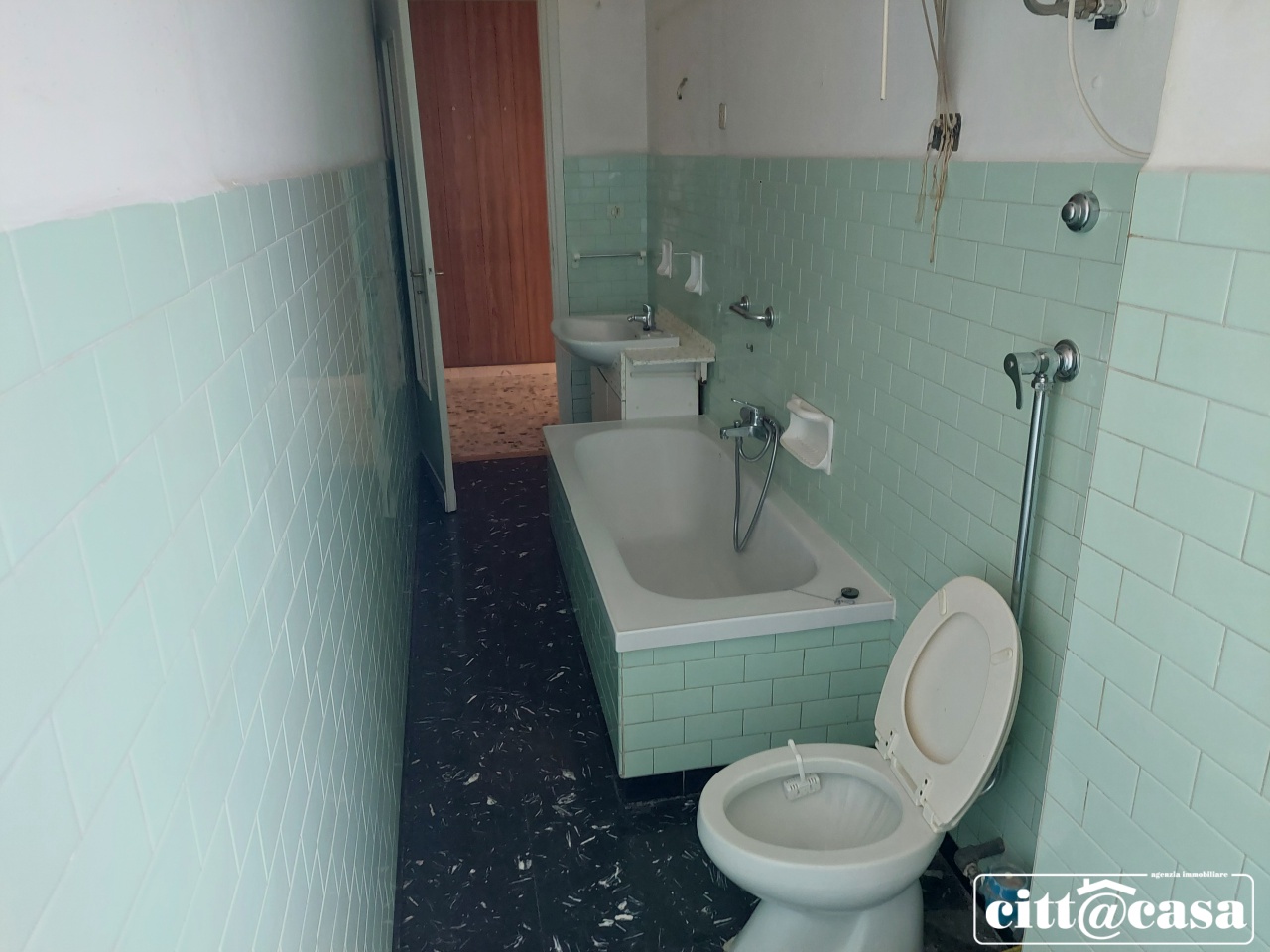 Trilocale da ristrutturare in via po, Chivasso