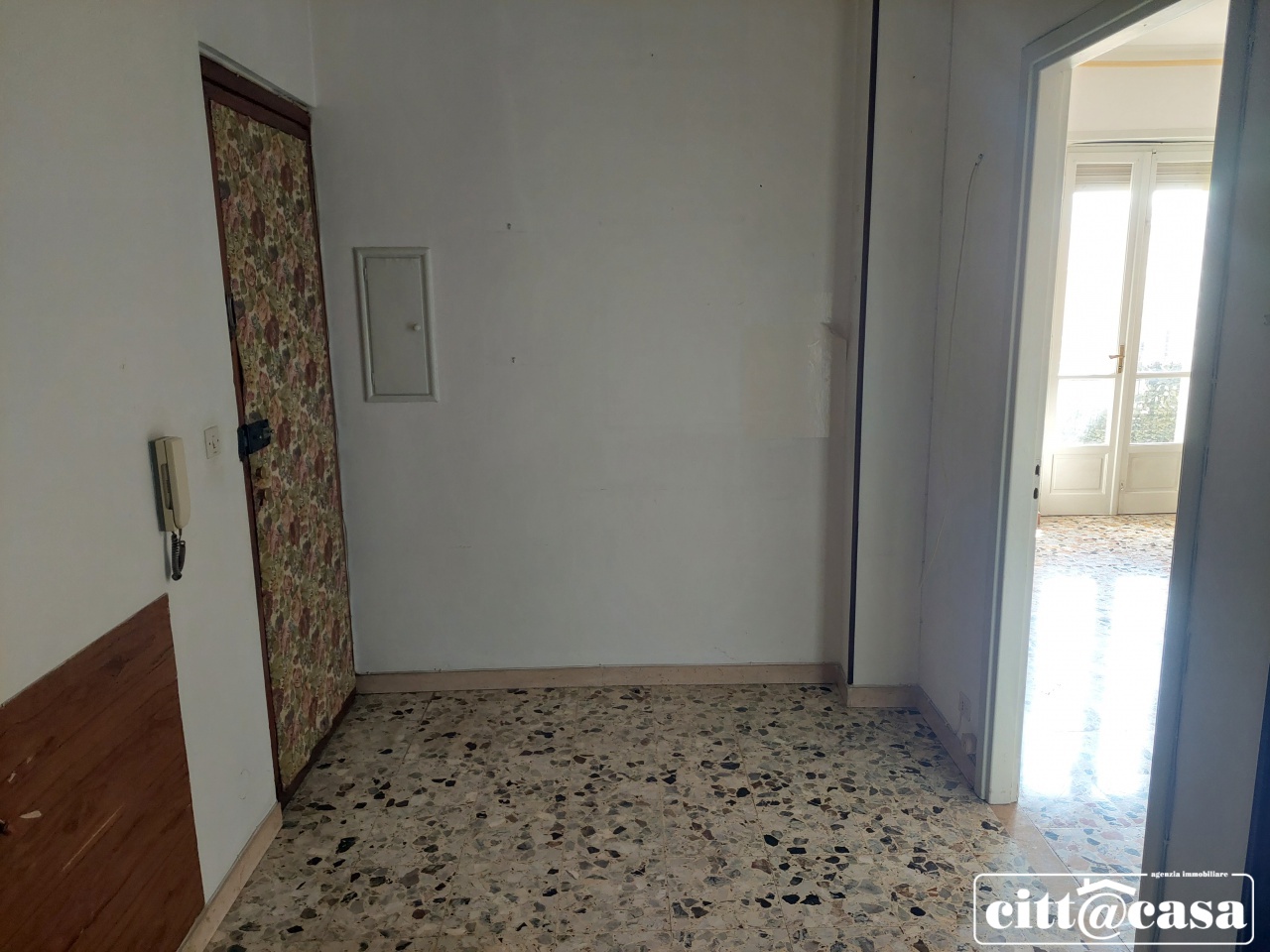 Trilocale da ristrutturare in via po, Chivasso