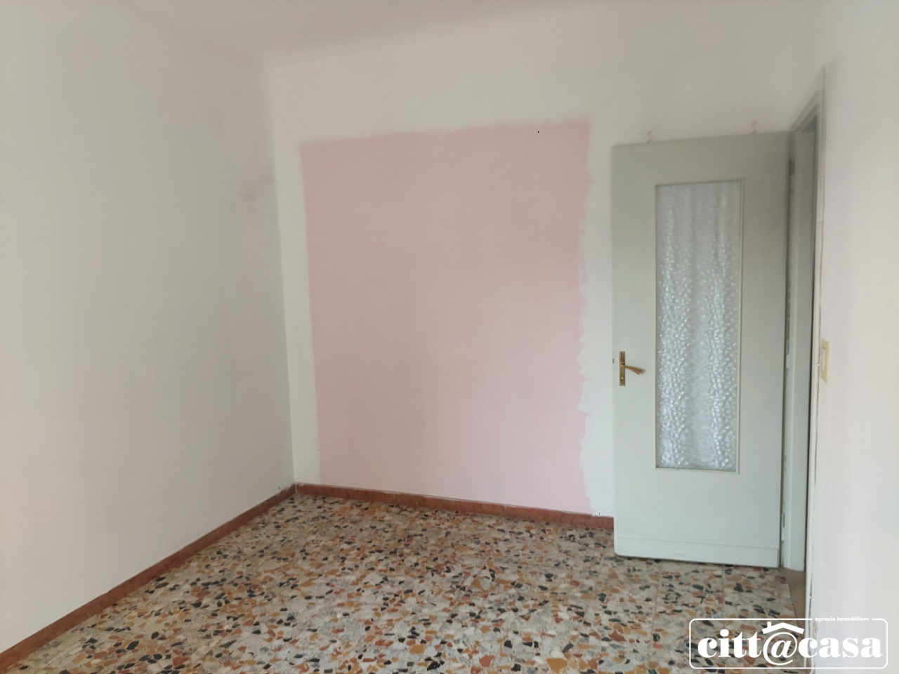 Trilocale da ristrutturare in via po, Chivasso