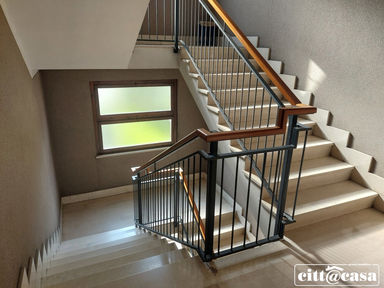 Quadrilocale con box a Chivasso