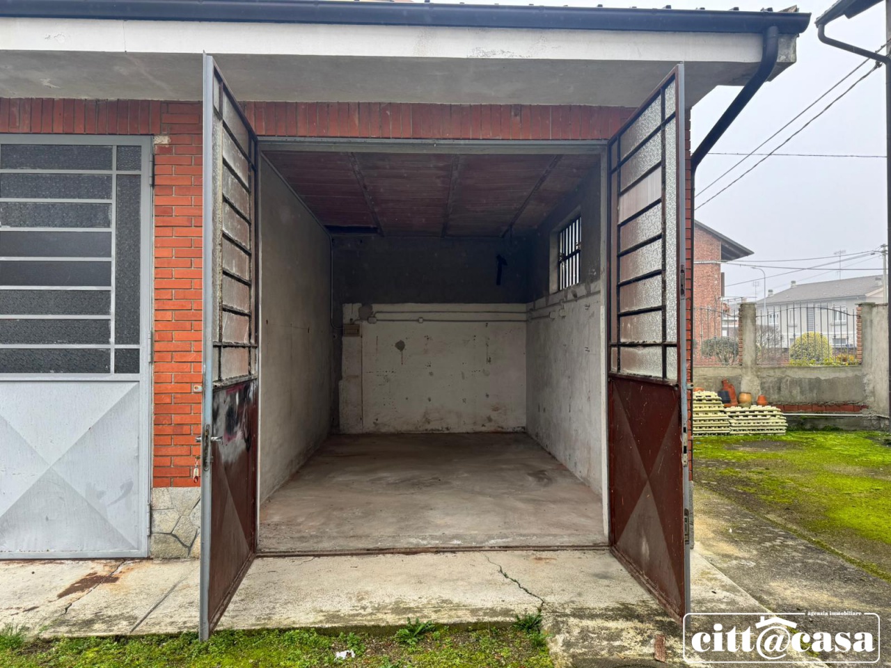 Box/Garage in affitto a Verolengo