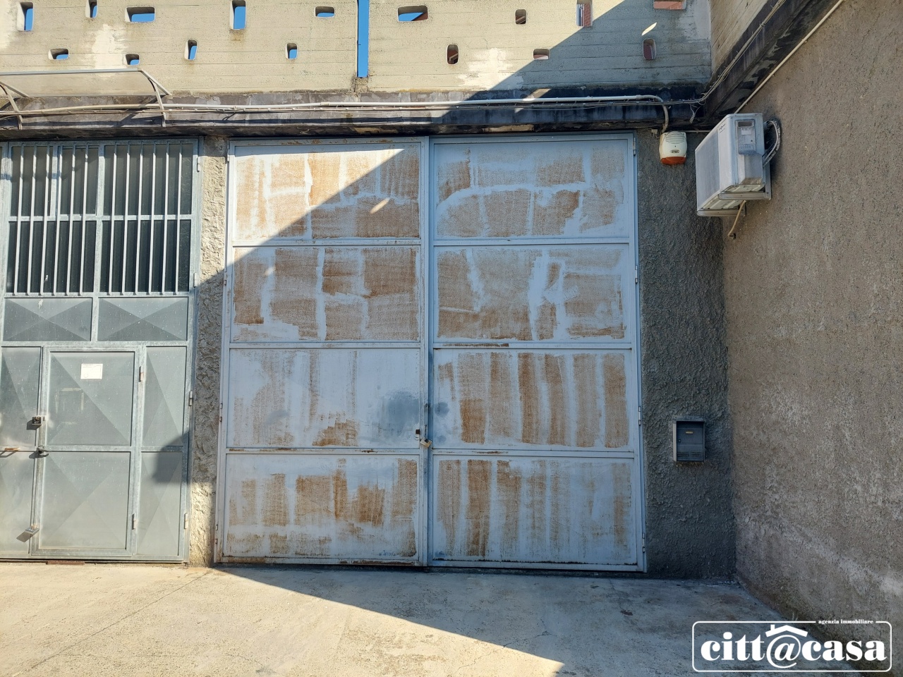 Laboratorio in vendita in via mazz�, Chivasso
