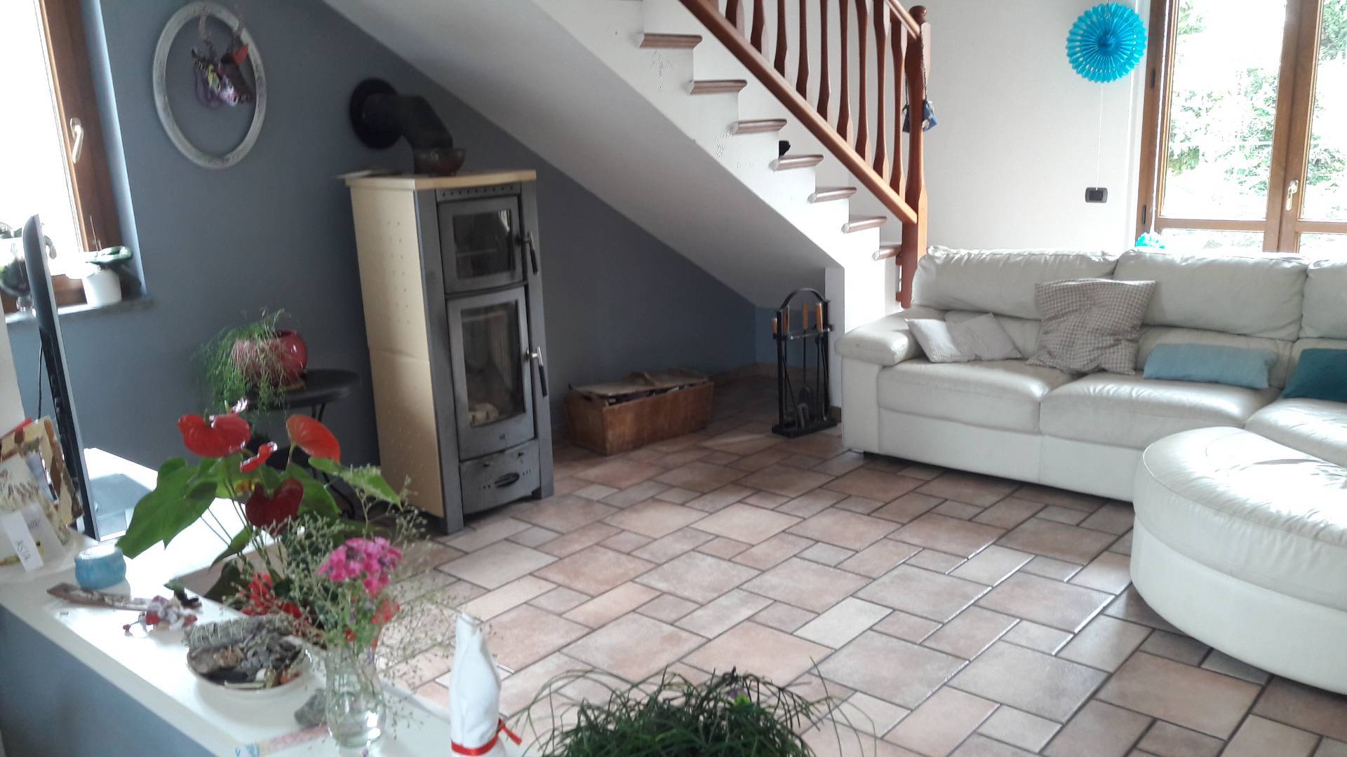 INTERA VILLA BIF. in vendita a Cavaria con Premezzo, Premezzo