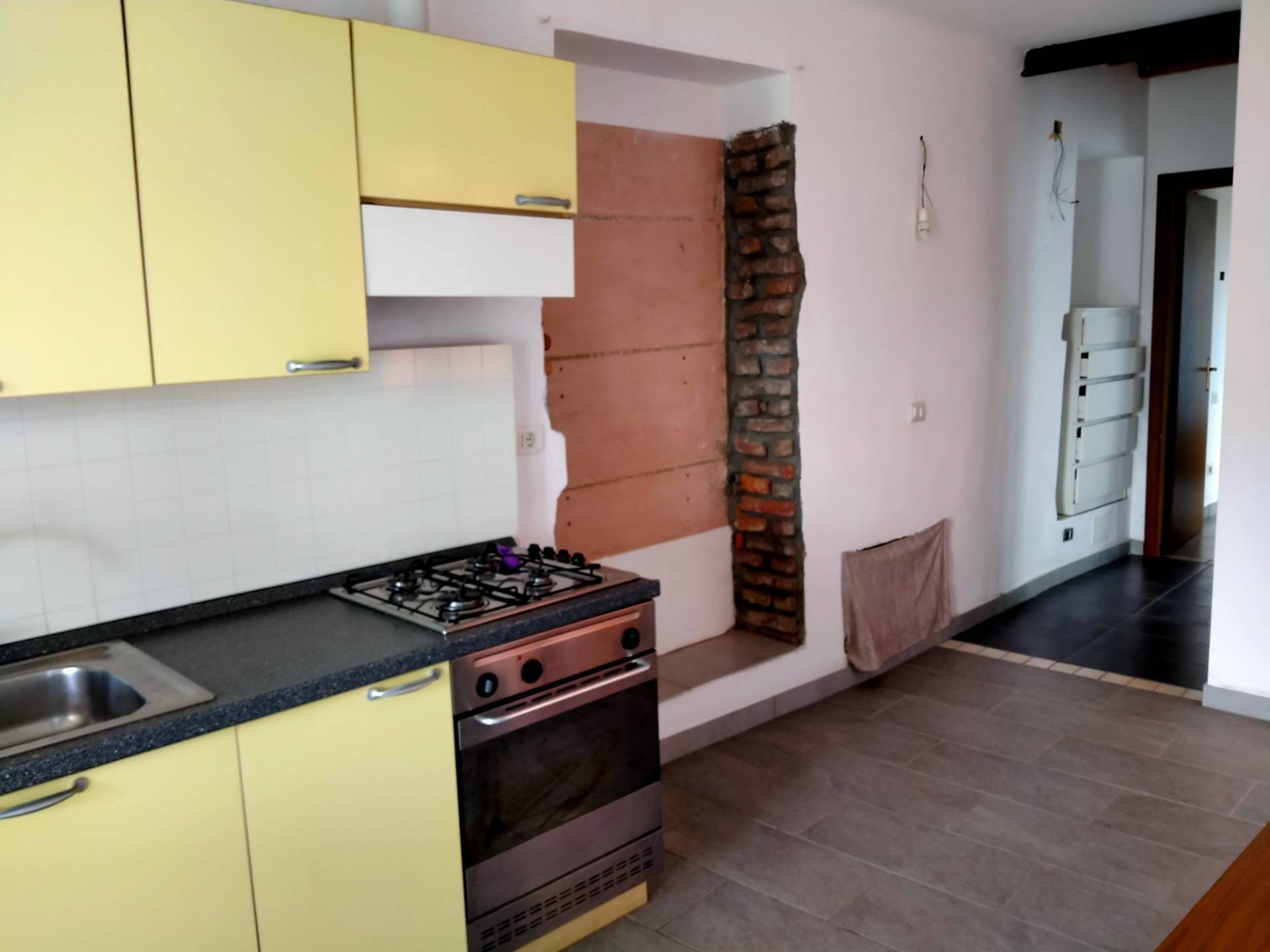 Appartamento in vendita a Castronno, Sant'Alessandro