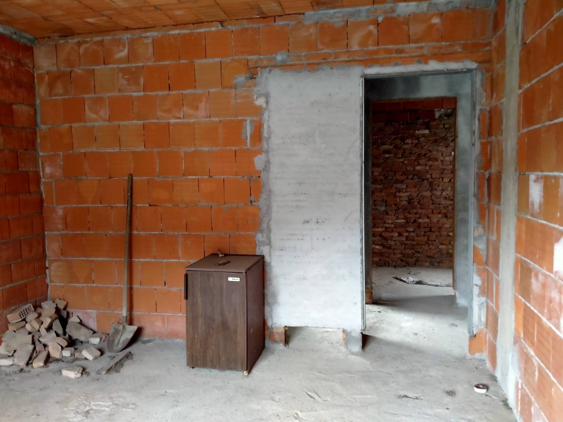 fabbricato indipendente in vendita a Besozzo