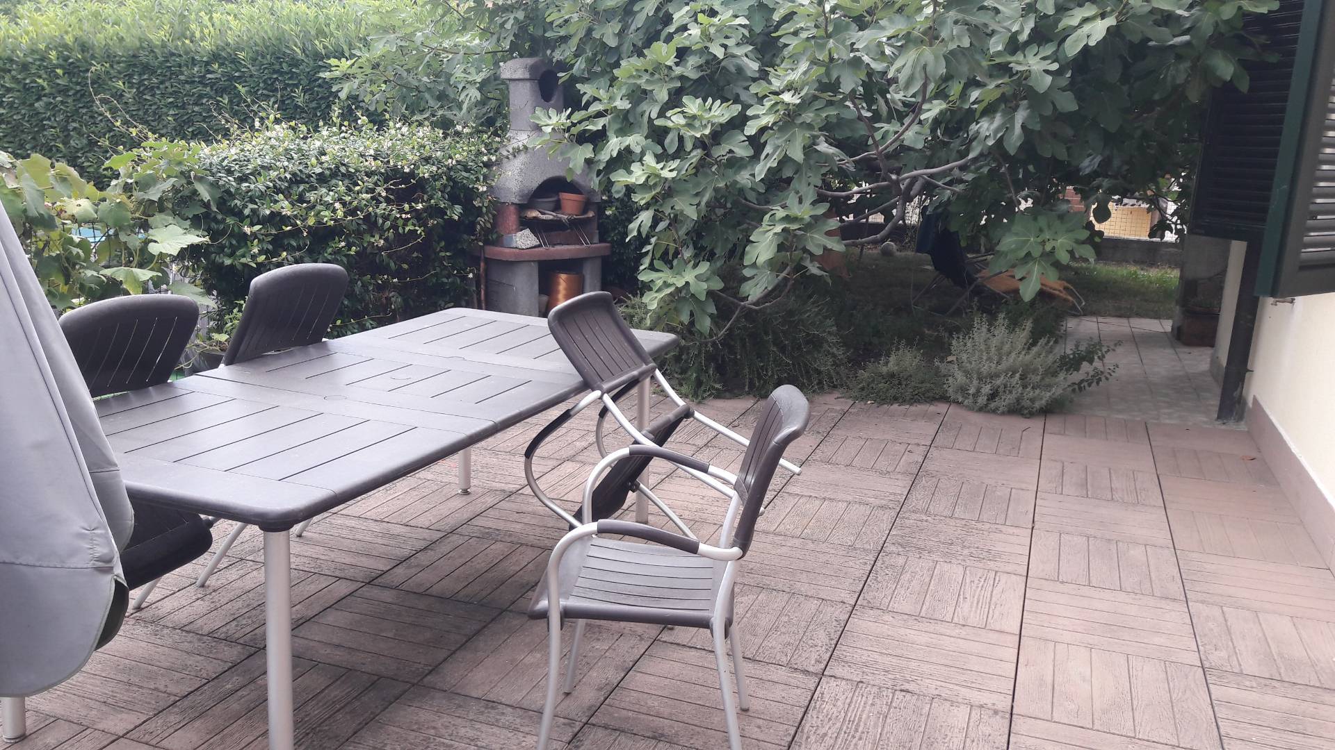 INTERA VILLA BIF. in vendita a Cavaria con Premezzo, Premezzo