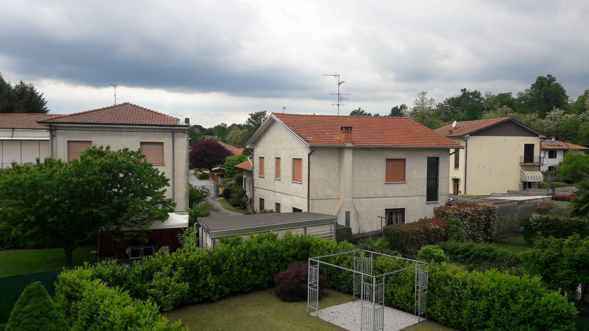 Appartamento in affitto a Besnate