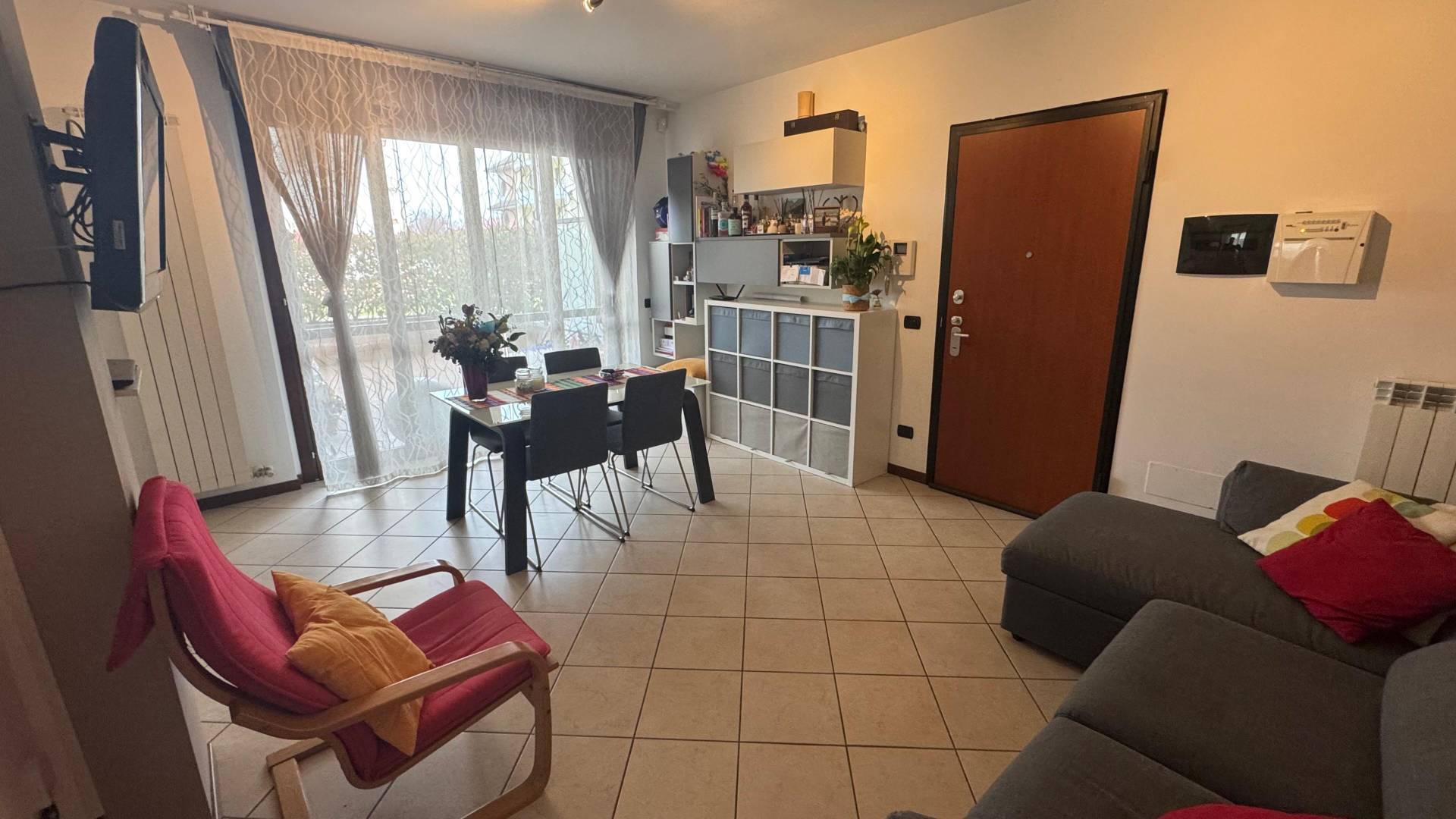 Appartamento in vendita a Gorla Minore