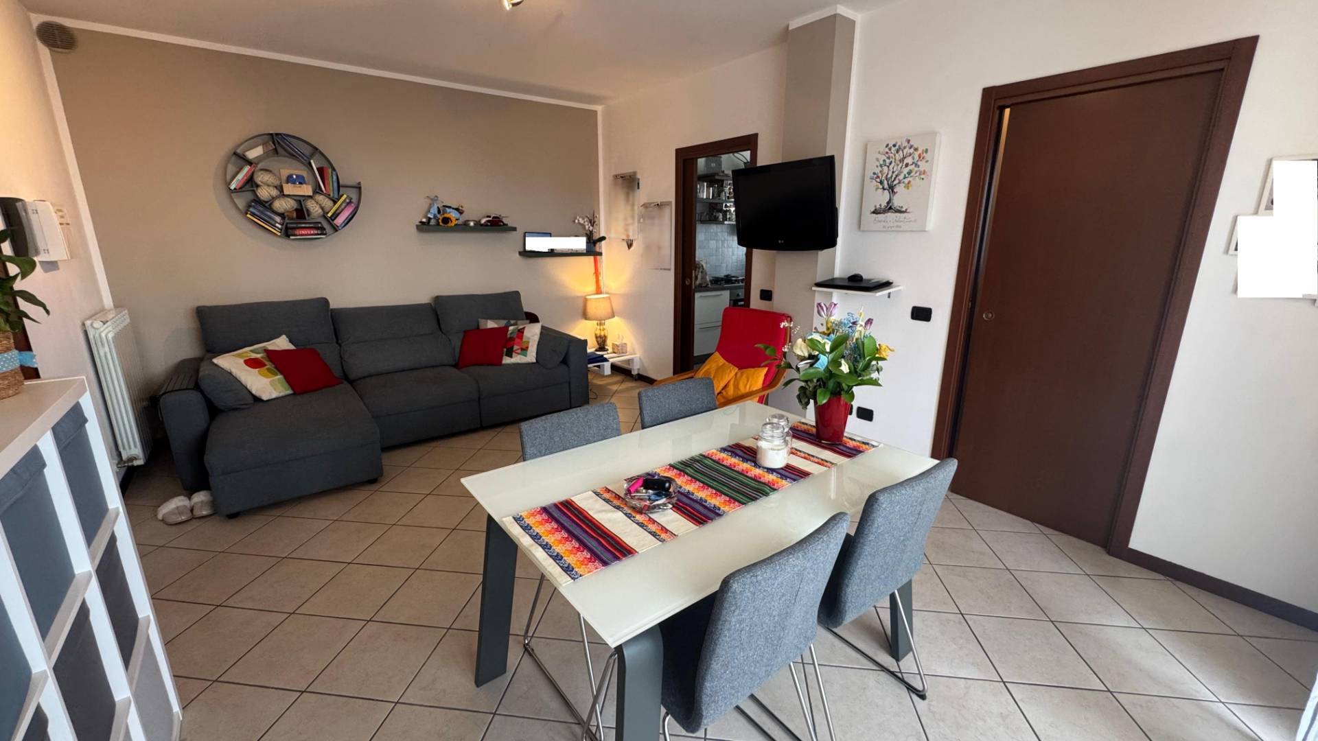 Appartamento in vendita a Gorla Minore