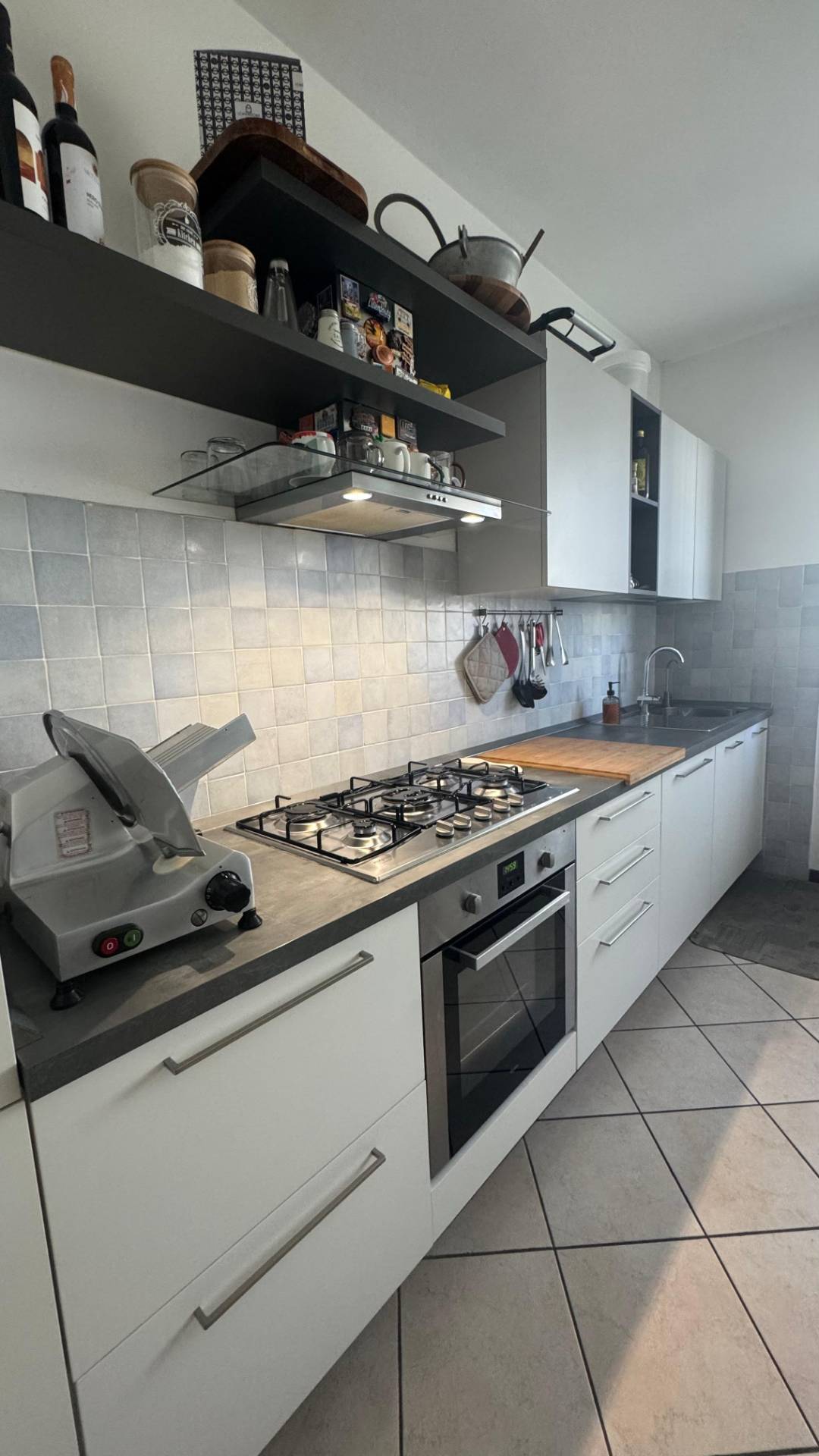 Appartamento in vendita a Gorla Minore