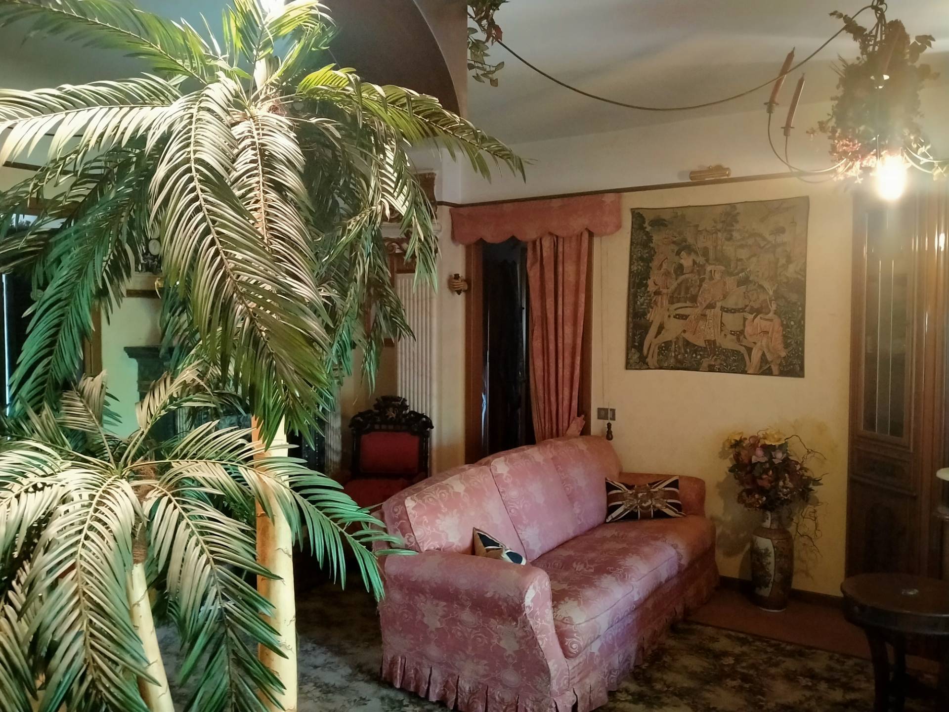 4 locali doppi servizi in vendita a Vergiate