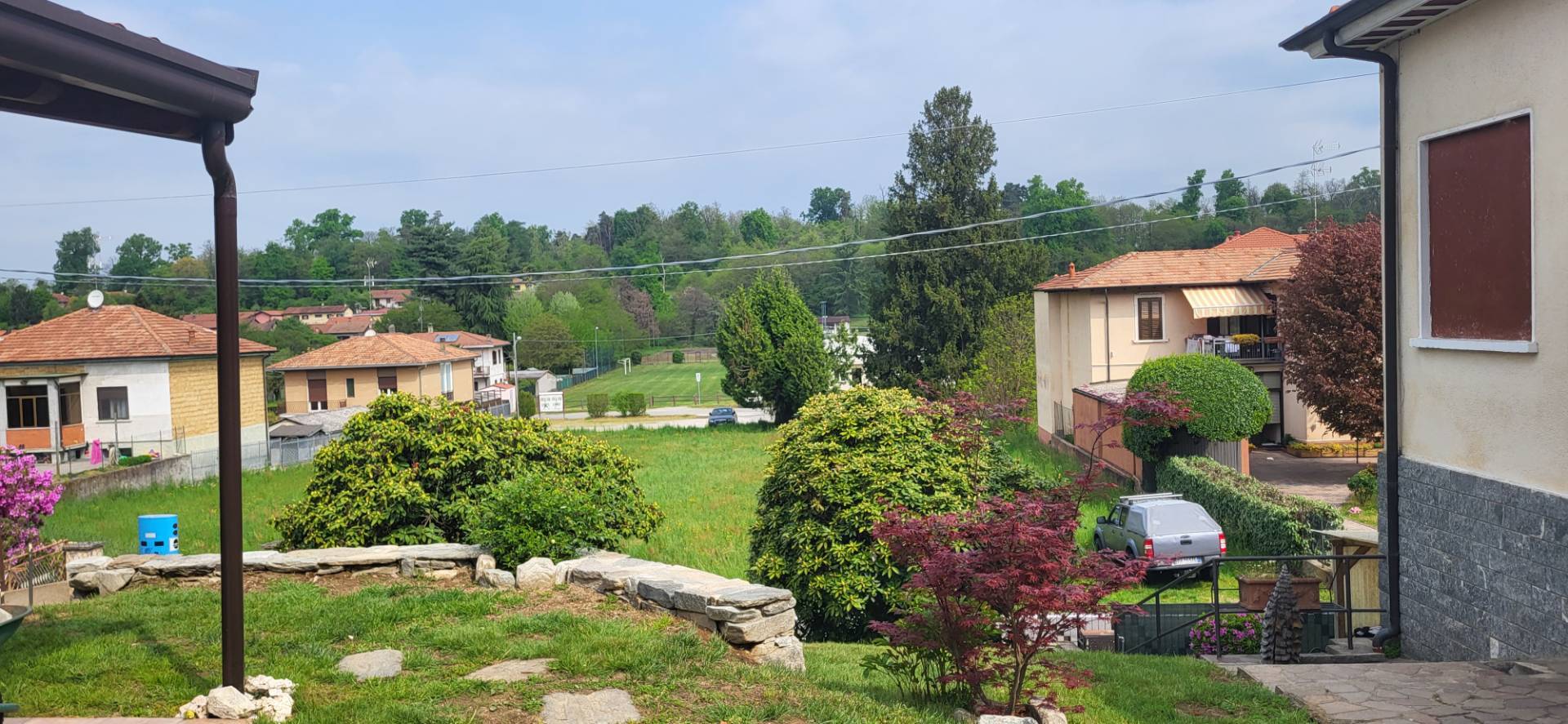 Villa in vendita a Varallo Pombia