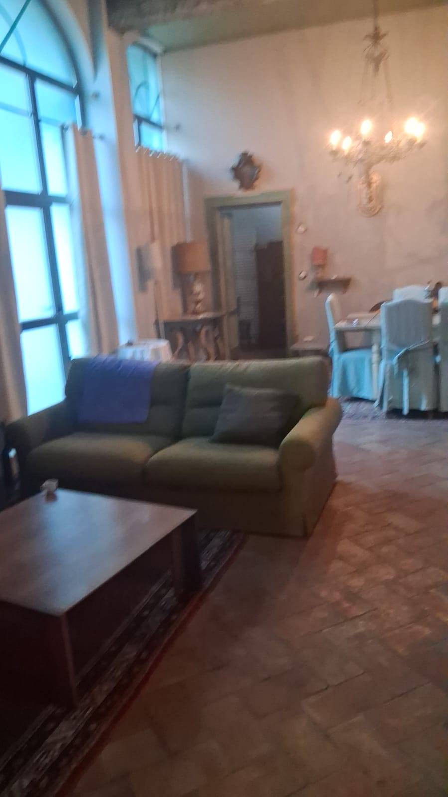 Bilocale arredato in affitto a Vergiate
