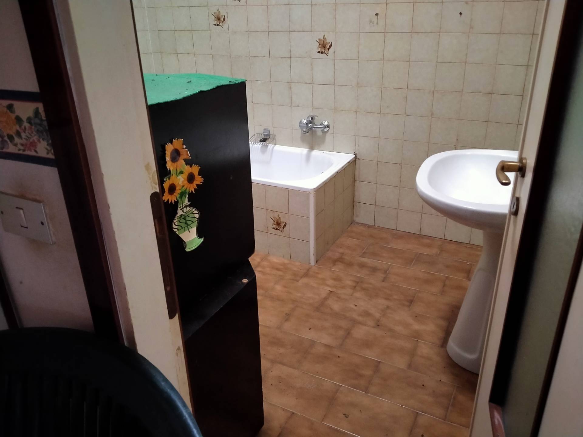 due locali in vendita a Azzio