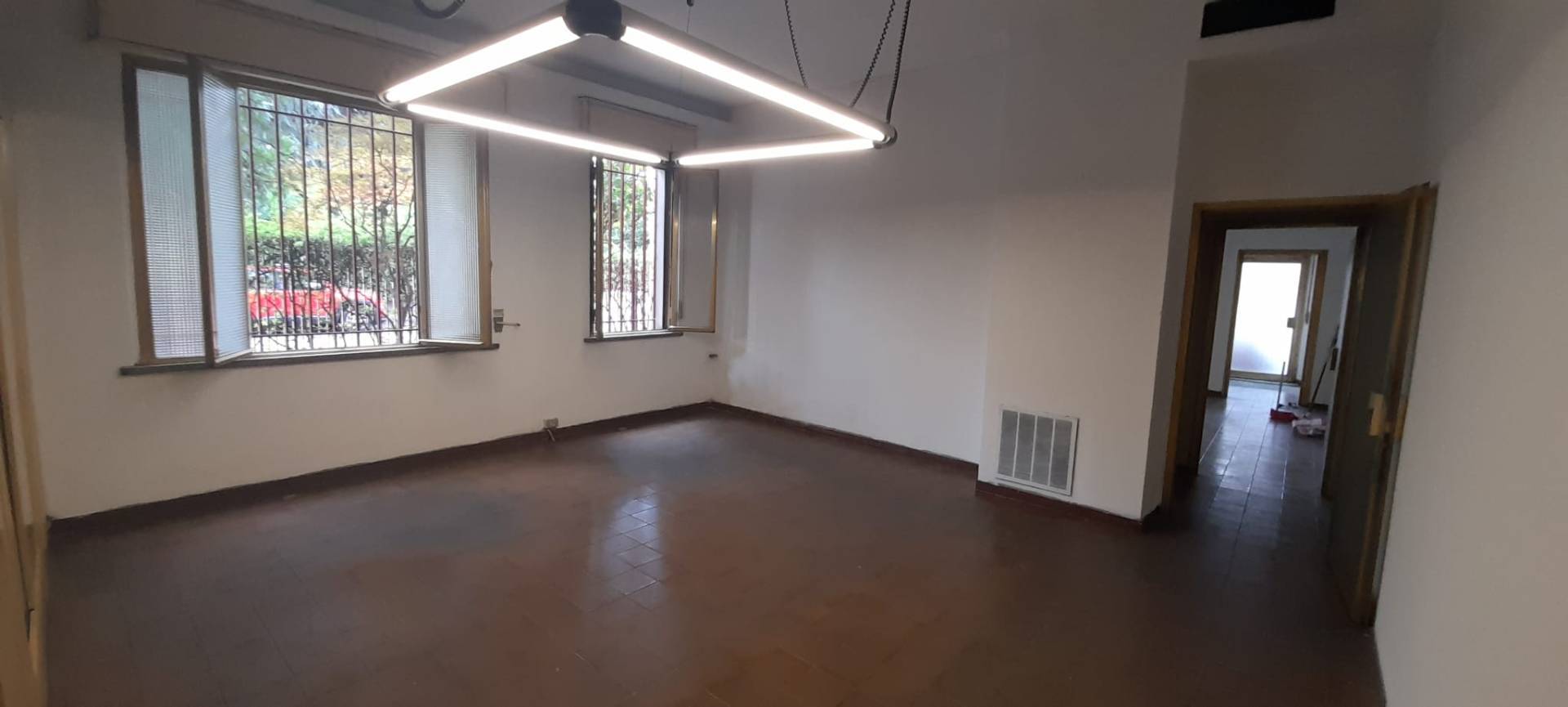 Studio/Ufficio in vendita a Gallarate, Cascinetta