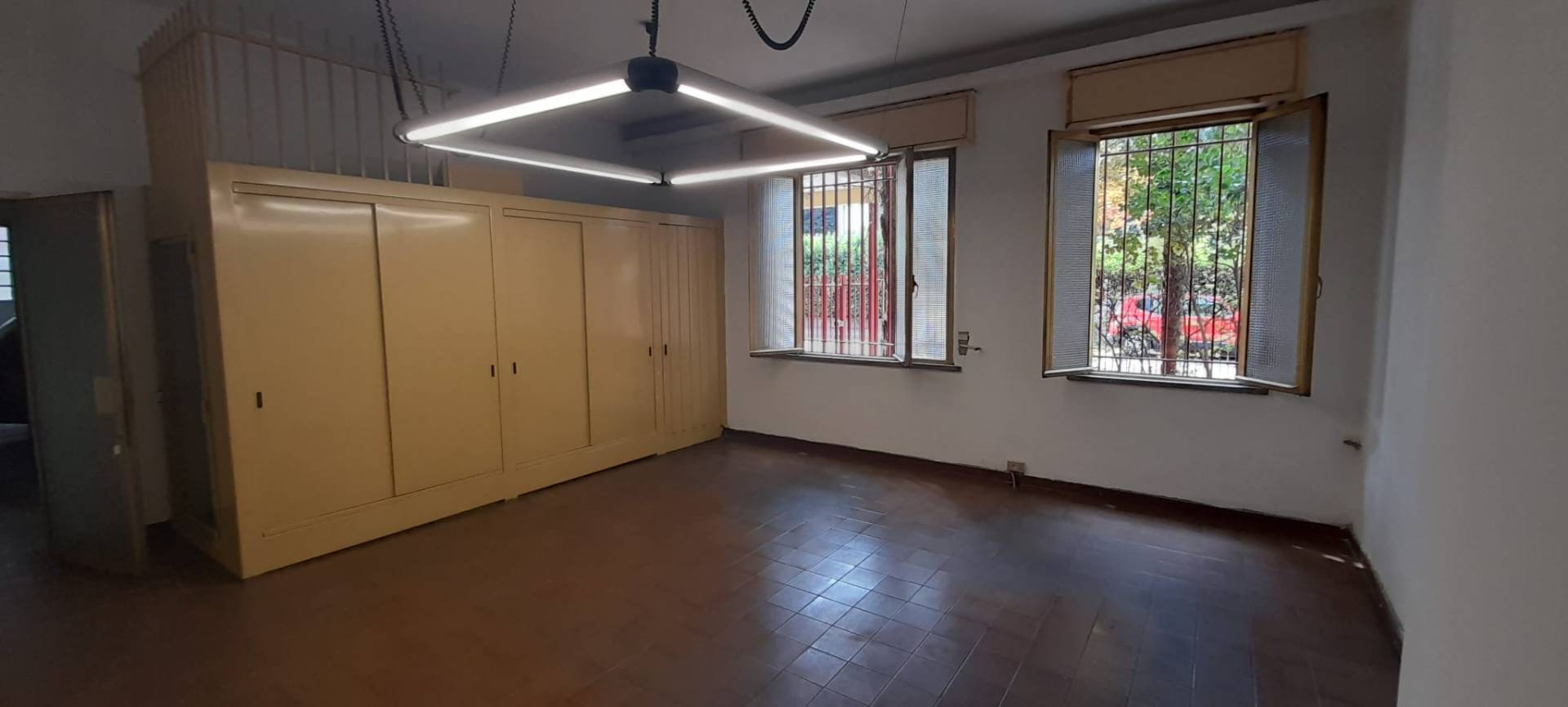 Studio/Ufficio in vendita a Gallarate, Cascinetta